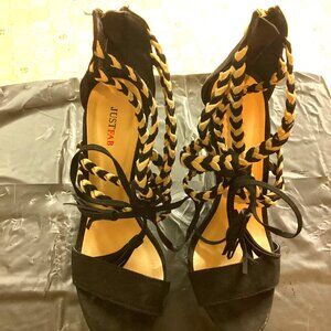 Evelienne  Shoes Platform